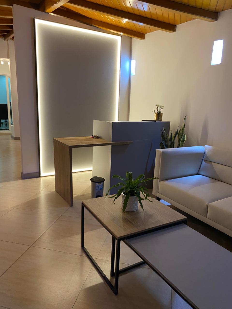 Recepción — iluminación arquitectónica